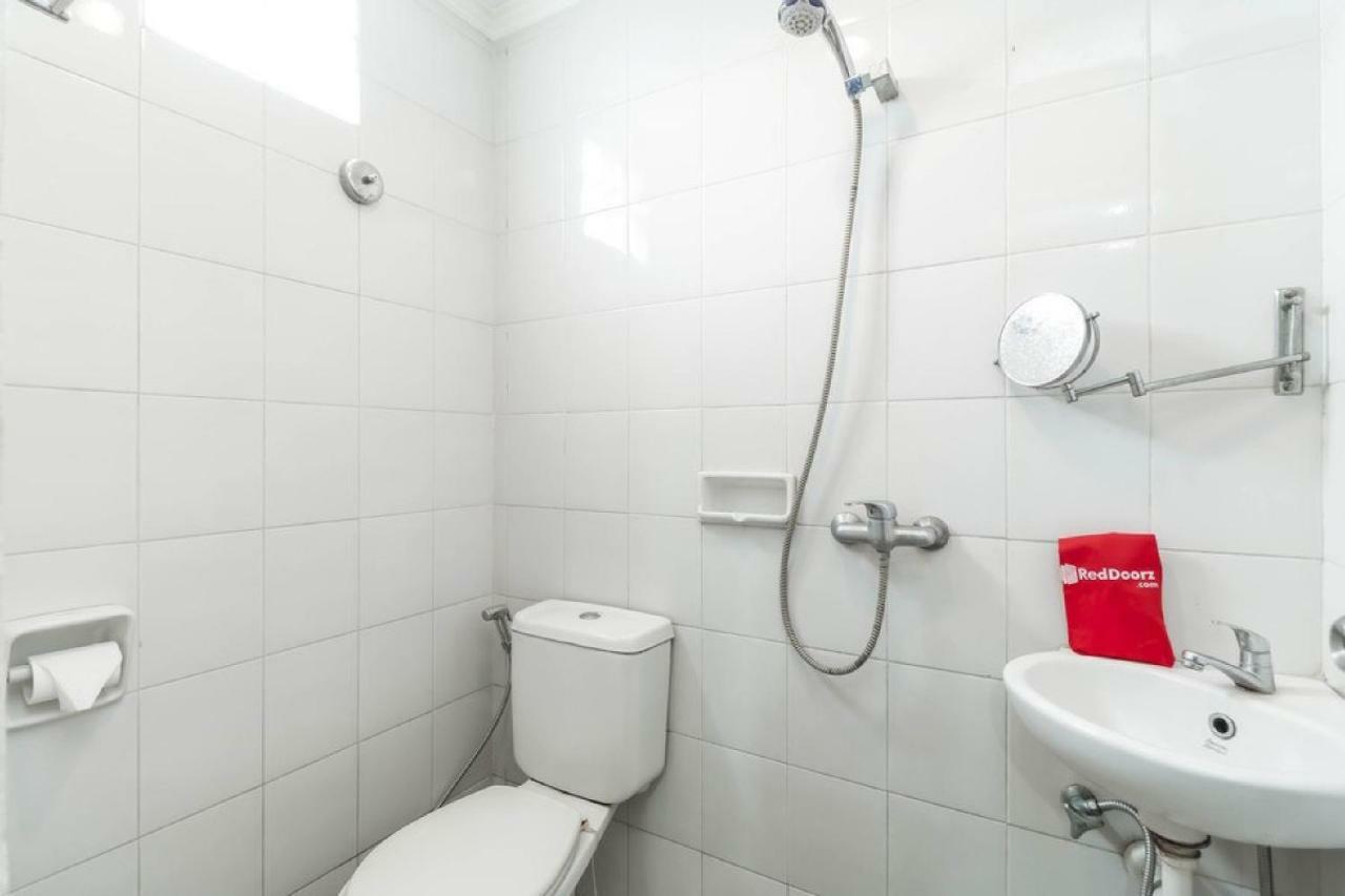 Reddoorz Plus @ Karet Setiabudi 雅加达 外观 照片